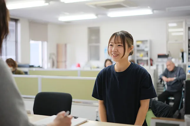 施設見学のご案内の様子